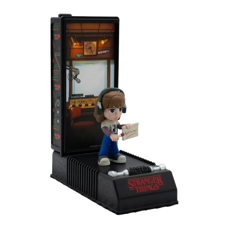 Stranger Things Walkie-Talkie Mystery Figure